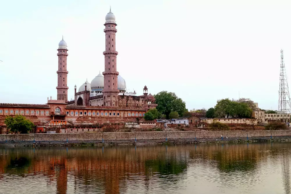 paryatan sthal